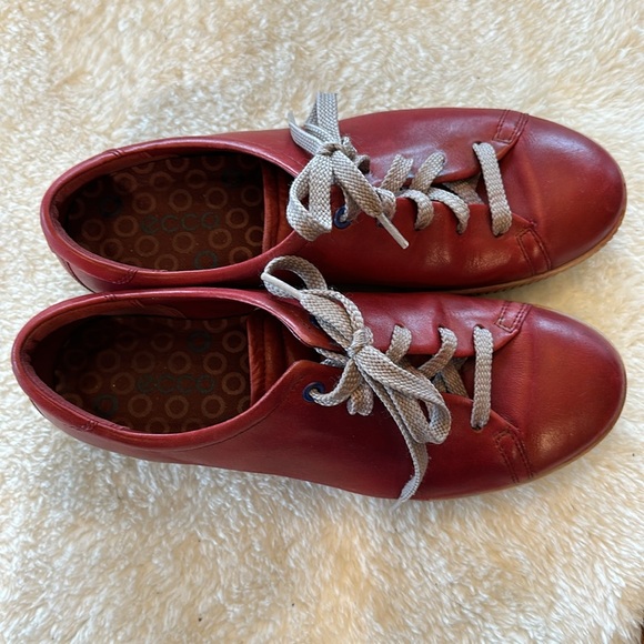 Ecco shoes - Picture 4 of 6